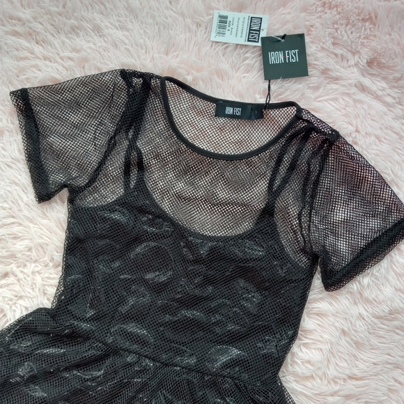 😵Fishnet overlay iron fist babydoll style "Skullz Club Mini Dress" ☠ Gothic nwt - Picture 8 of 16